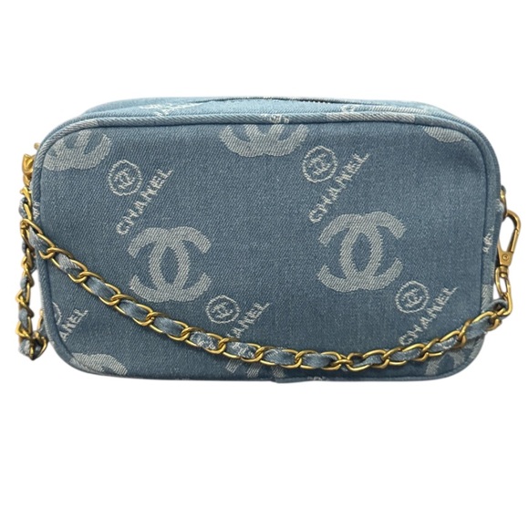 CHANEL GWP Set Denim Crossbody Bag, Dust Bag AND Chanel Card Pack NWT NIP 🔥 - Picture 2 of 15
